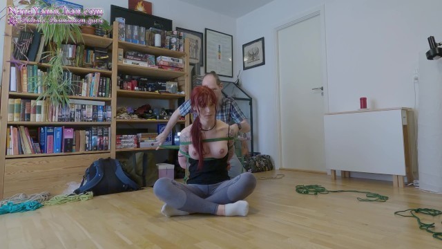 Experimenting with Shibari, two Fun Ties