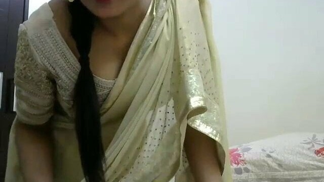 Indian cam girl Mina 01